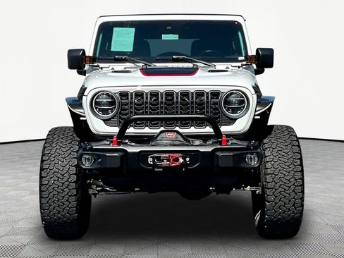 Used 2021 Jeep Wrangler Unlimited Rubicon AWD/4WD image 2