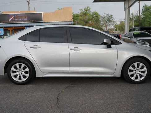 Used 2024 Toyota Corolla LE FWD image 2