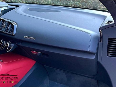 Used 2020 Audi R8 V10 performance image 16