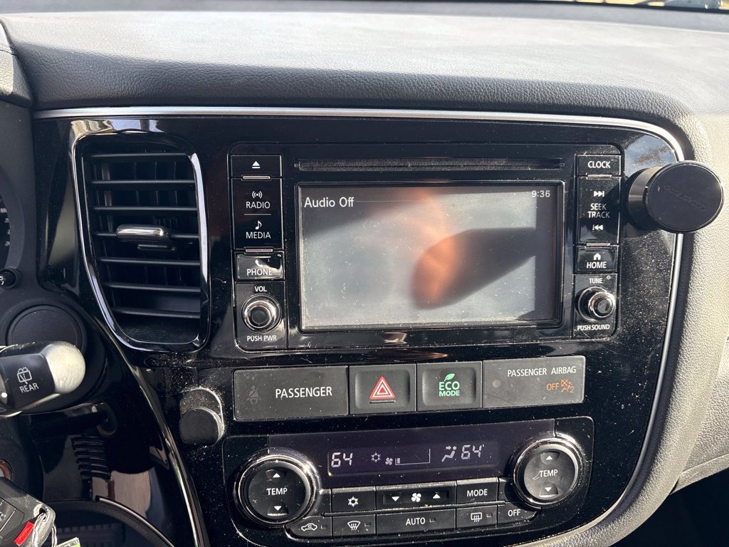 Used 2017 Mitsubishi Outlander ES FWD image 14