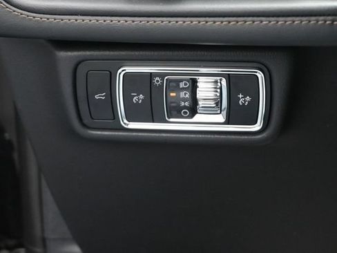 Certified 2025 Lincoln Aviator Reserve w/ Illumination Package AWD/4WD image 11