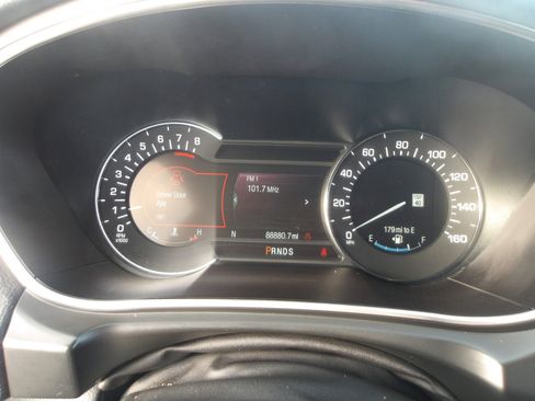 Used 2016 Lincoln MKX Select w/ Select Plus Package image 21