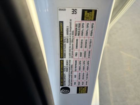 Used 2023 Toyota Corolla LE FWD image 33