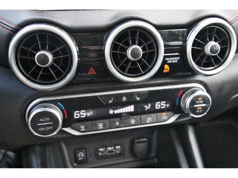 Used 2024 Nissan Sentra SR w/ SR Premium Package FWD image 13