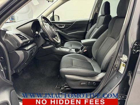 Used 2023 Subaru Forester Premium image 14