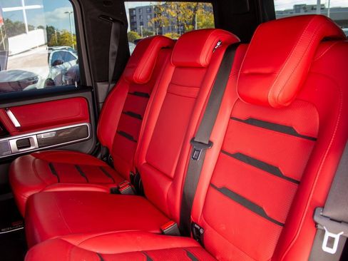 Used 2023 Mercedes-Benz G 63 AMG 4MATIC w/ AMG Performance Package image 22