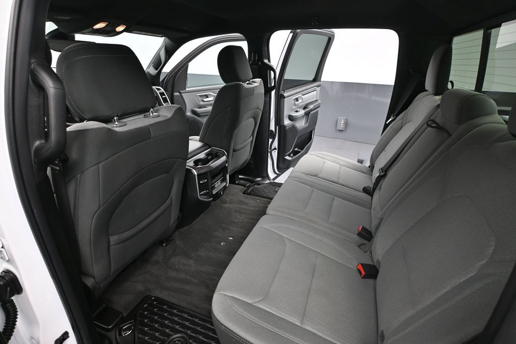 Used 2021 RAM 1500 Big Horn AWD/4WD image 28