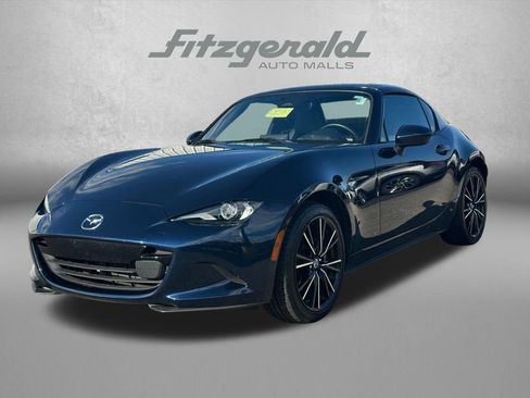 Used 2025 MAZDA MX-5 Miata RF Grand Touring RWD image 2