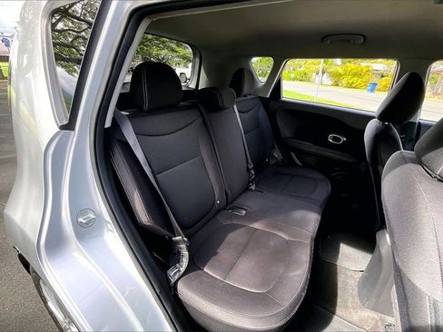 Used 2015 Kia Soul image 29