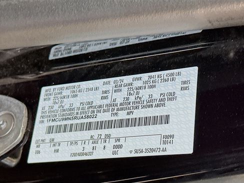 Used 2024 Ford Escape ST-Line image 12