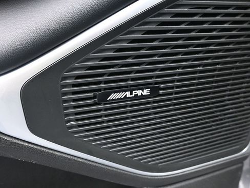 Used 2024 Jeep Wagoneer L Series II w/ Flexible Seating Group image 21