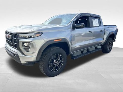Used 2025 GMC Canyon Elevation w/ Convenience Package RWD image 6