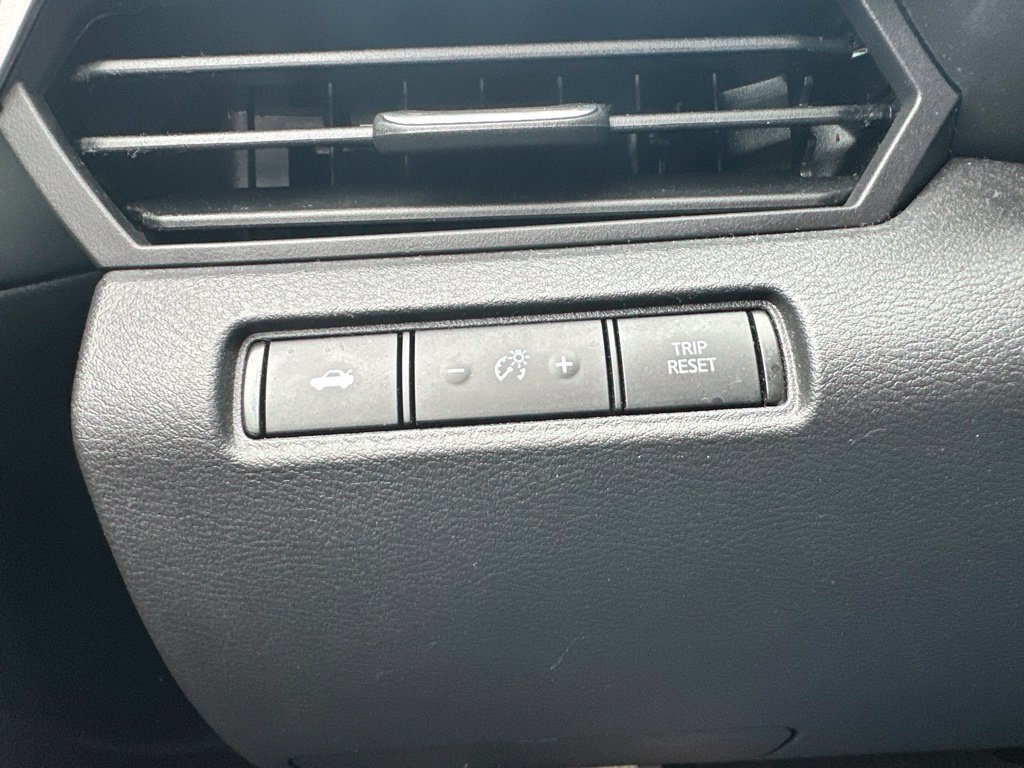 Used 2024 Nissan Altima 2.5 SR FWD image 34