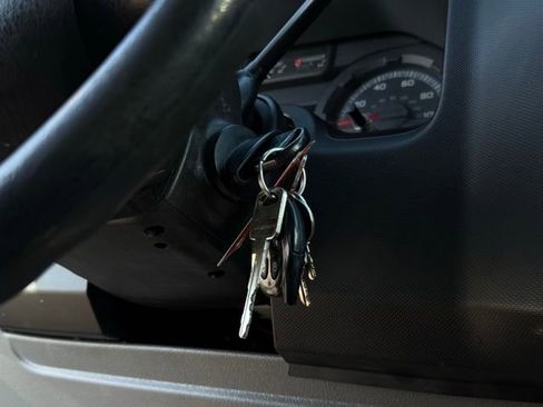 Used 2014 Ford E-250 and Econoline 250 image 16