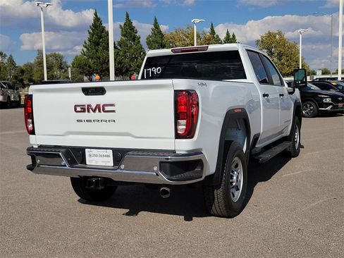 Used 2026 GMC Sierra 2500 Pro w/ 1SA Pro Safety Plus Package image 10