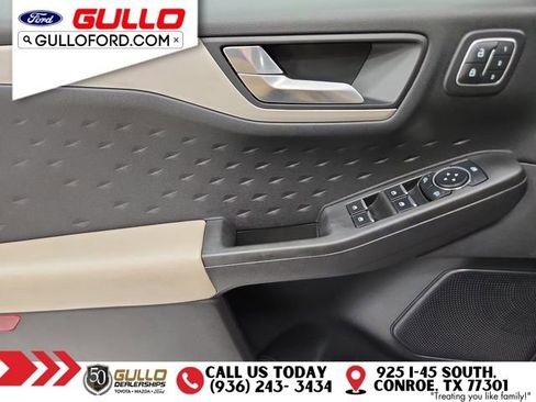 Used 2020 Ford Escape SEL image 19