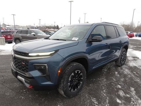 New 2026 Chevrolet Traverse Z71 w/ Driver Confidence Package image 7