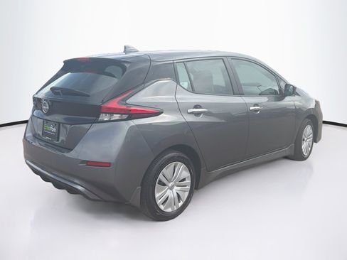 Used 2025 Nissan Leaf S FWD image 9