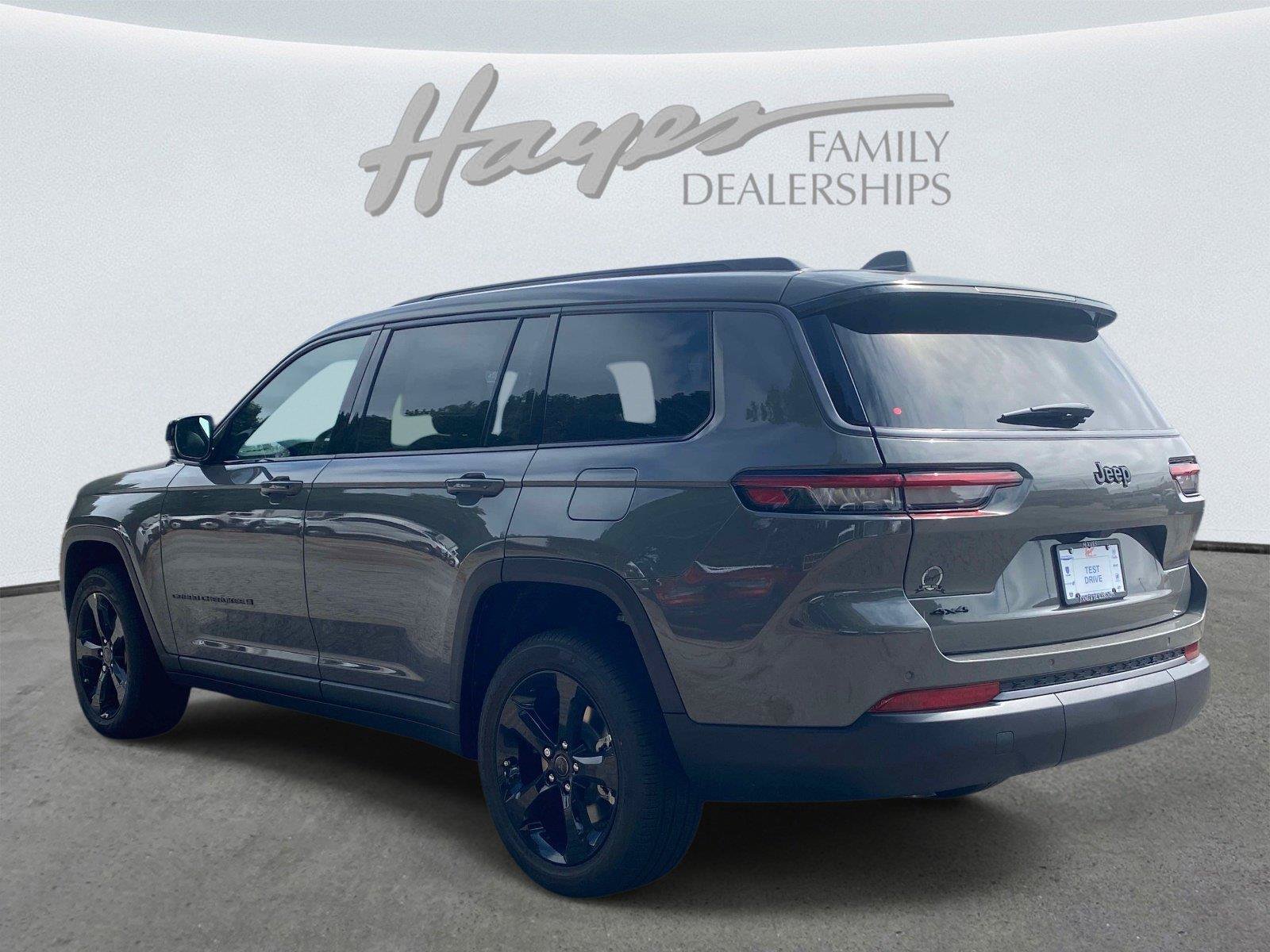 New 2027 Jeep Grand Cherokee Limited AWD/4WD image 5
