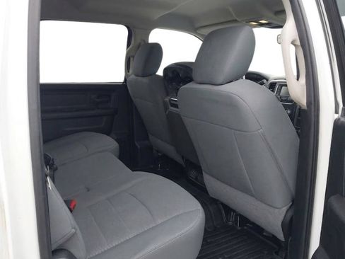 Used 2014 RAM 3500 Tradesman w/ Chrome Appearance Group AWD/4WD image 11
