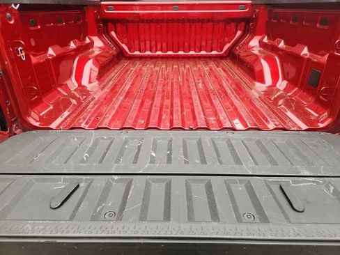 Used 2023 Chevrolet Colorado LT w/ LT Convenience Package image 24