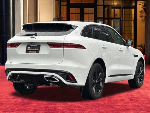 New 2025 Jaguar F-PACE R-Dynamic S image 9