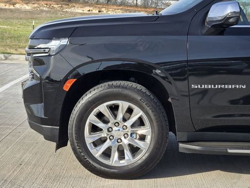 Used 2022 Chevrolet Suburban Premier image 6