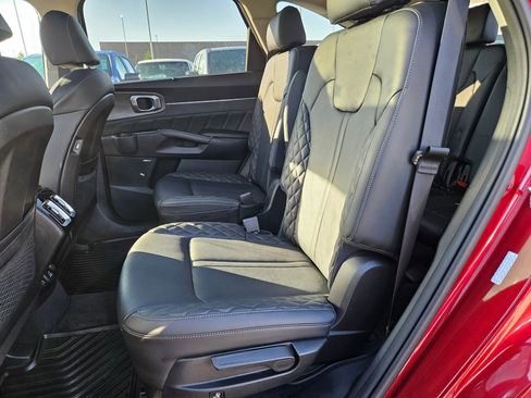 Used 2023 Kia Sorento SX Prestige image 31