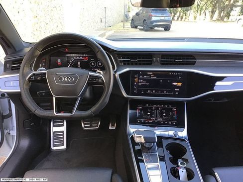 Used 2024 Audi RS 7 Performance AWD/4WD image 12