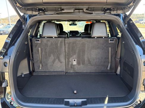 Certified 2025 Toyota Highlander XSE image 6