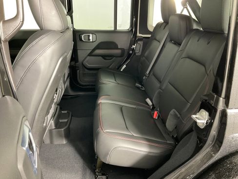New 2026 Jeep Wrangler Unlimited Rubicon image 8