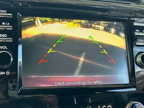 Used 2018 Nissan Murano SV FWD image 24