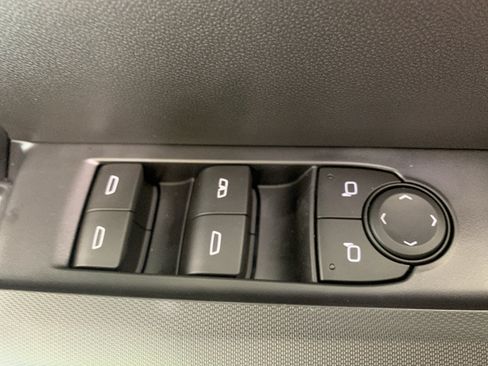 New 2026 Chevrolet Colorado Trail Boss AWD/4WD image 23