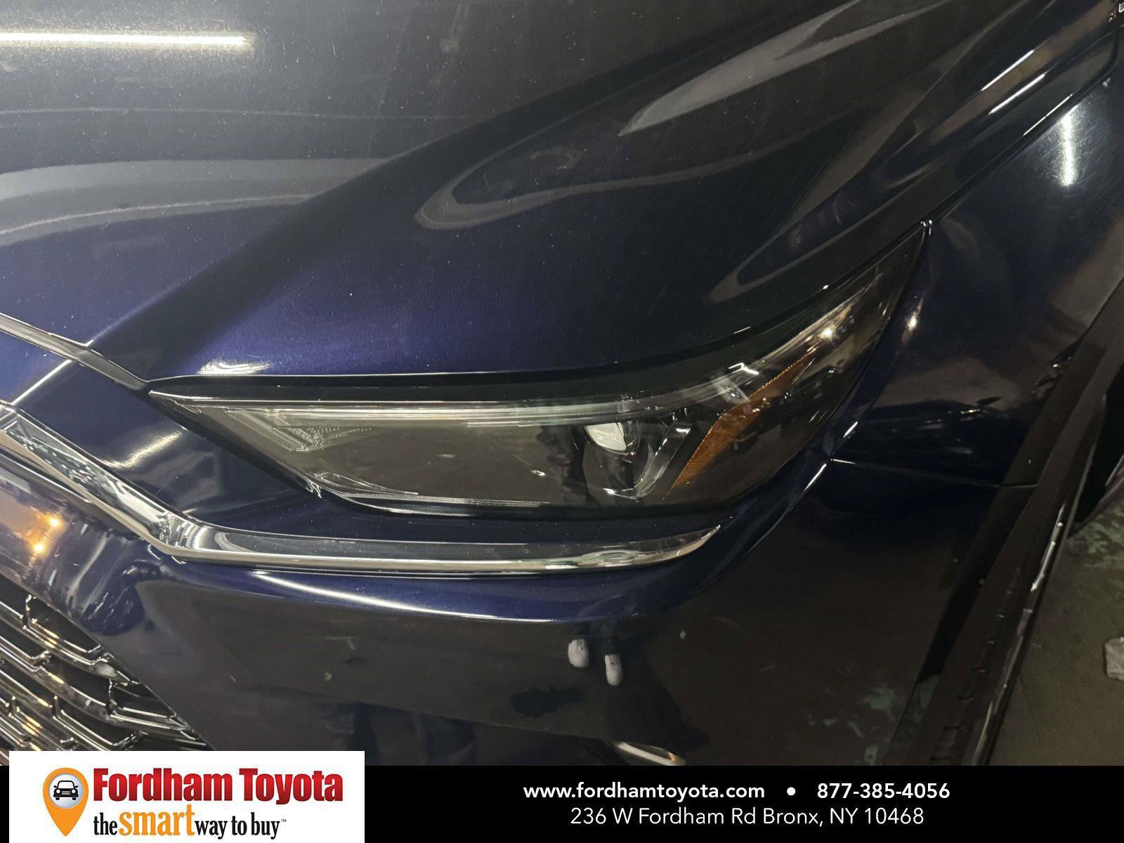 Used 2024 Toyota Grand Highlander AWD image 8