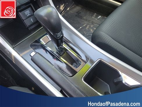 Used 2015 Honda Accord LX image 17