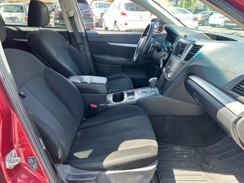 Used 2014 Subaru Outback 2.5i Premium w/ Accessory Value Package (OYZ) AWD/4WD image 30
