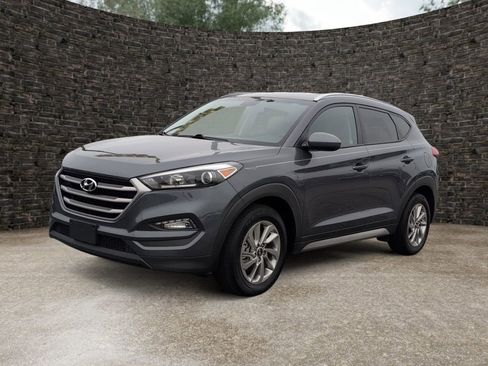 Used 2017 Hyundai Tucson SE image 6