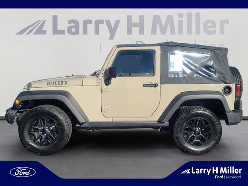 Used 2017 Jeep Wrangler Sport image 3