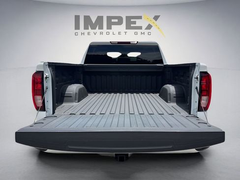 Used 2024 GMC Sierra 1500 Pro w/ Graphite Edition AWD/4WD image 13