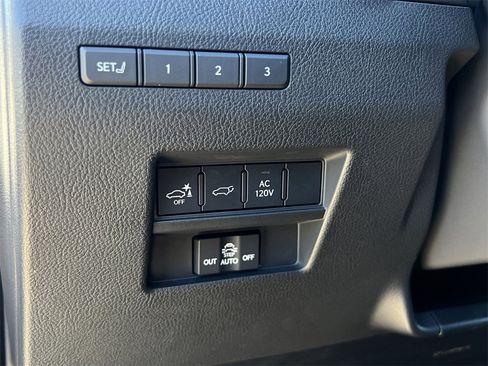 Used 2024 Lexus GX 550 image 14