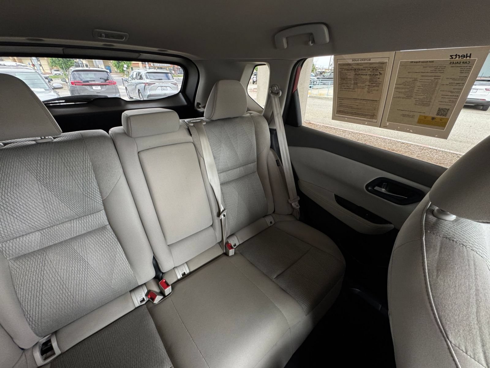 Used 2025 Nissan Rogue SV AWD/4WD image 38