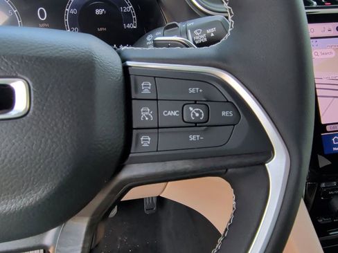 New 2025 Jeep Grand Cherokee L Limited image 19