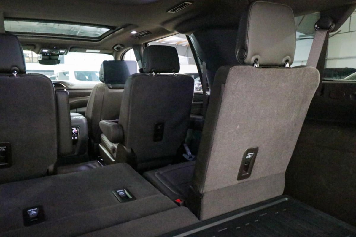 Used 2024 GMC Yukon XL Denali w/ Advanced Technology Package AWD/4WD image 25