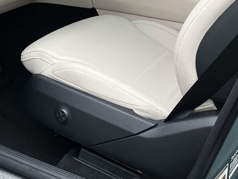 New 2026 Mercedes-Benz GLC 300 4MATIC image 12