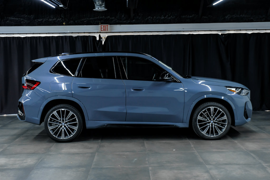 Used 2023 BMW X1 xDrive28i w/ M Sport Package AWD/4WD image 8