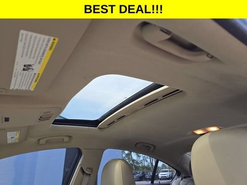 Used 2013 Buick Regal Premium FWD image 7
