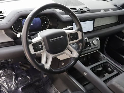 Used 2023 Land Rover Defender 110 SE image 7