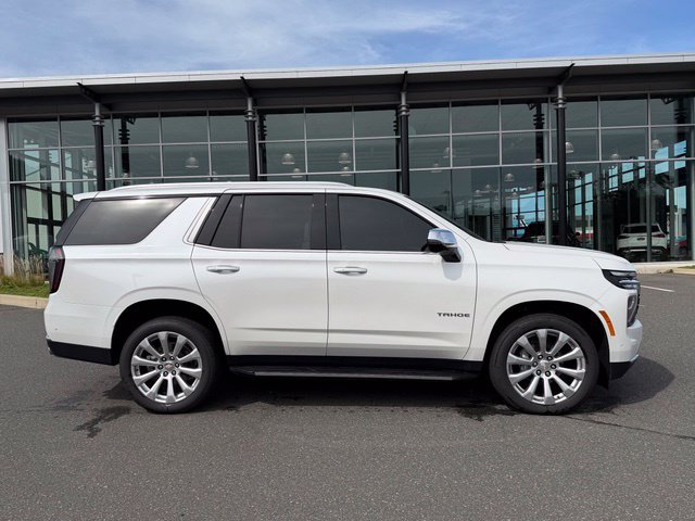 Used 2025 Chevrolet Tahoe Premier w/ Sun And Tow Package AWD/4WD image 8