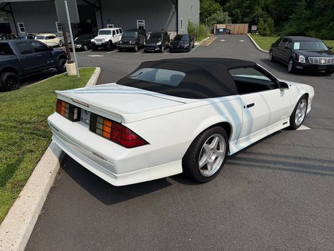 Used 1991 Chevrolet Camaro Z28 RWD image 7