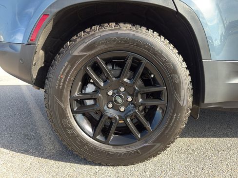 Used 2021 Land Rover Defender 110 S image 9